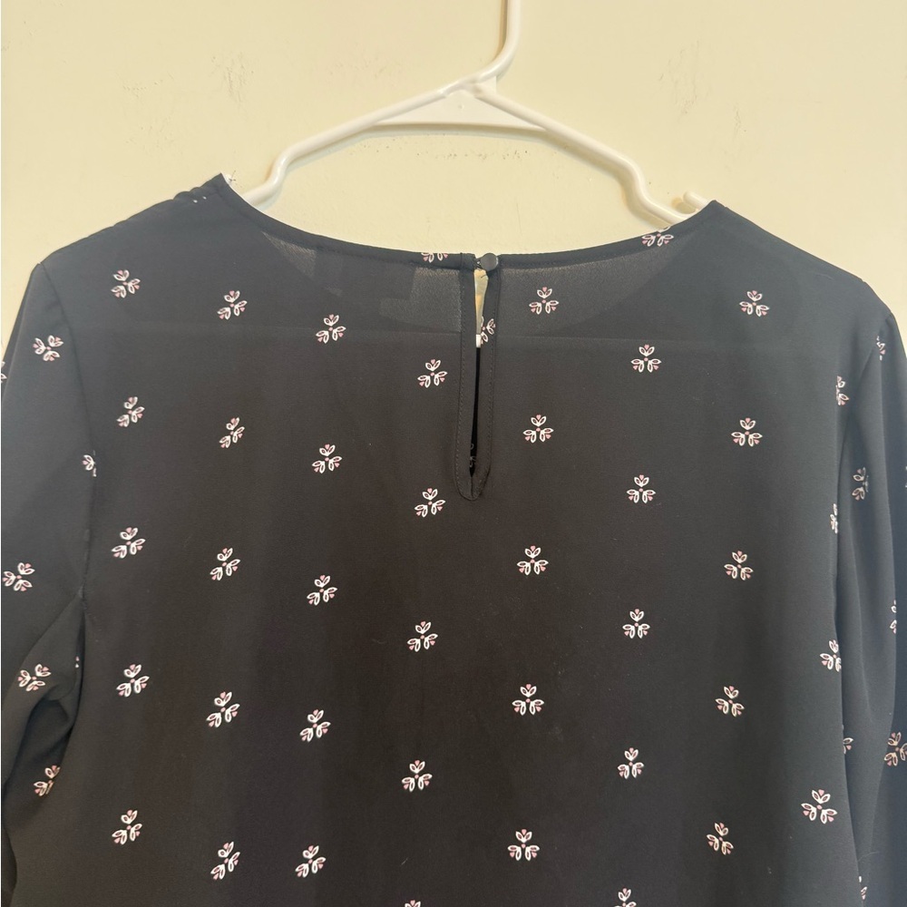 2/$30 LOFT Black Pink Floral Bell Sleeve Blouse Size Small - Picture 9 of 9